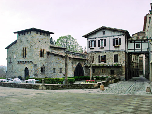 Figura 18. Plaza del Caballo Blanco (Pamplona)