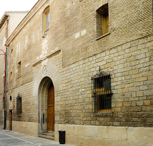 Figura 35. Iglesia de Jesús y María. Albergue para peregrinos del camino.